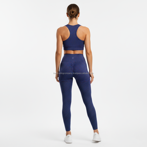 Ensemble de yoga sublimé uni grande taille à marque privée, avec leggings et shorts taille haute froncés aux fesses, pour femmes, pour la gym, l'entraînement et le fitness - Product Image 5