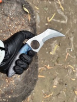 Handgefertigtes D2-Stahl Karambit-Messer in Industriequalität mit Pakkaholzgriff für Kampf- und Campingzwecke, kundenspezifische OEM/ODM-Fertigung