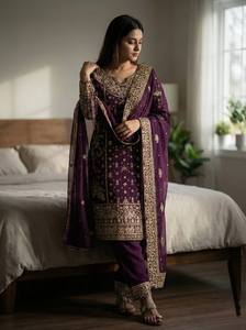 Costume traditionnel indien pakistanais brodé violet et vert pour femmes, longueur cheville, tenue de mariage, polyester, coupe régulière, extensible - Product Image 2