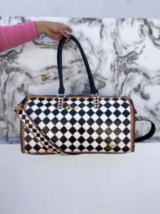 Nouveau sac de voyage en cuir artisanal de créateur, multi-usages, motif damier, sac fait main, sac de voyage unisexe, grand sac à main - Product Image 3