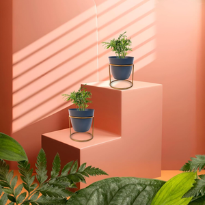 Juego de 2 Macetas de Metal Azul con Soportes de Hierro, Elegantes Macetas Elevadas para Decoración del Hogar Contemporáneo, Jardín Interior - Product Image 3