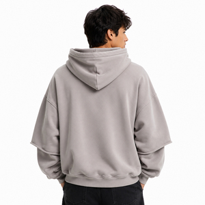 Sudadera con capucha para hombre, estilo streetwear, con mangas superpuestas, gris claro, de algodón y forro polar, oversize, con logo personalizado, para otoño e invierno, de fabricante. - Product Image 2