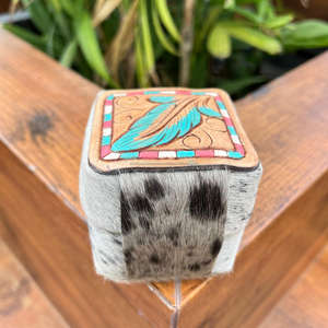 Vente de boîtes à bijoux pour femmes et filles organisateur de bijoux en cuir de vachette outillé à la main et mallette de rangement portable pour bagues. - Product Image 6