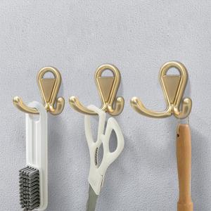 Crochets muraux industriels en métal robuste à double patte pour rangement de garage et chambre - Product Image 6