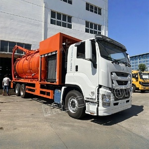 Camion per Pulizia Fognature ISUZU GIGA 20m³ con Aspirazione e Getto ad Alta Pressione 6x4 - Product Image 3
