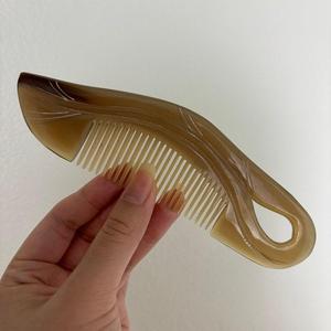 Peines de Cuerno de Búfalo Natural Hechos a Mano, Colección de Peines de Dientes Finos para el Cuidado Personal, Peine Desenredante de Cuerno Pulido para Barba, Suministro al por Mayor - Product Image 2