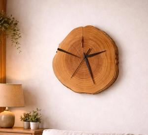 Reloj de pared de madera natural con borde vivo, hecho a mano, estilo rústico moderno, decoración para el hogar, movimiento silencioso de cuarzo, a precio económico. - Product Image 6