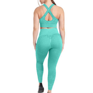 Ensemble de yoga sans couture 2 pièces grande taille pour femme – Tenue de sport et de fitness tendance pour l'exercice en salle de sport - Product Image 2