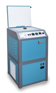 Fourneau à induction de 2 kg pour la fusion de l'or avec unité de refroidissement par eau - Product Image 1