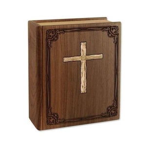 Urna Funeraria de Madera Homestead Heritage, Recipiente Conmemorativo para Cenizas con Características Auténticas del Madera y Detalles Finos - Product Image 2