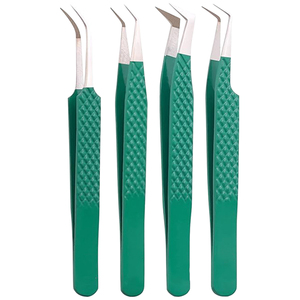 Juego de 4 Pinzas de Alta Precisión para Extensión de Pestañas, Bajo MOQ, Pinzas de Acero Inoxidable con Mango Verde para Aplicación de Volumen - Product Image 1