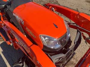 Mini tractor Kubota BX2380 4x4 de 20HP con 3 años de garantía, tractor rojo para jardín Kubota, incluye motor de transmisión por engranajes y caja de cambios. - Product Image 5