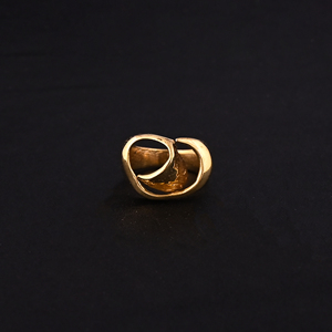 แหวนทองเหลืองชุบทองดีไซน์เกลียวทันสมัยสำหรับผู้หญิง - Product Image 2