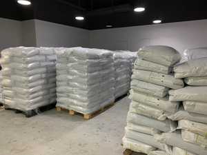 กาวโพลีเอไมด์แบบร้อนละลาย Bostik Thermelt 867B เกรดเม็ดสำหรับงานหล่อขึ้นรูปสำหรับการหุ้มเสาอากาศ ทนน้ำ มาตรฐาน ROHS UL94V0 - Product Image 3