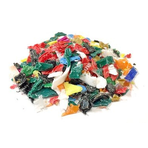 Flocons de PEHD recyclé, déchets plastiques post-industriels, grades renforcés pour moulage par injection, faible humidité, bleu clair, recyclage - Product Image 4