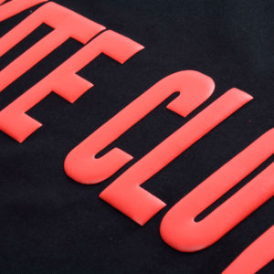 T-shirt personnalisé pour homme avec motif religieux de crucifixion, manches contrastées, col rond, coupe oversize, style streetwear, tricoté 100% coton - Product Image 4