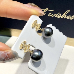 Pendientes Colgantes de Plata de Ley S925 con Perla Negra Natural de 11-10 mm con Brillo Espejo y Caja de Regalo Versátil para Combinar con la Moda - Product Image 3