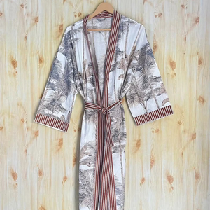 Bata Kimono de Algodón 100% Tejido con Estampado de Dibujos Animados para Mujer, Camisón de Verano Hecho a Mano ODM con Cuello en V, Cintura Elástica y Largo hasta la Rodilla - Product Image 1
