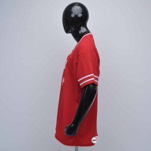 Maillot de sport pour homme le plus vendu, col rond, manches courtes, rouge, avec numéro 24 blanc imprimé, coupe classique, style sportif, design de logo personnalisé, 100 % coton - Product Image 4