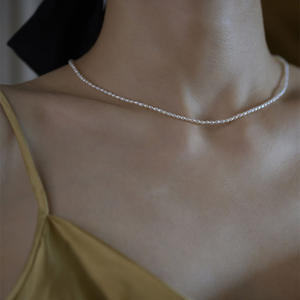 Collier de perles d'eau douce naturelles de 3-4 mm pour femmes, chaîne de clavicule plate de luxe, petite pièce, tempérament léger et original - Product Image 4