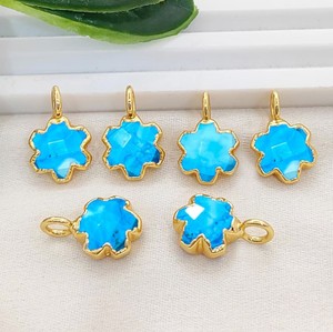 จี้รูปโคลเวอร์ขนาด 10 มม. ประดับด้วยพลอยสีฟ้าคราม ชุบทอง สำหรับทำเครื่องประดับ DIY - Product Image 1