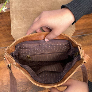 Full Grain Leather <b>Men</b> Crossbody <b>Bag</b> Vintage Style Cowhide Leather Messenger Sling <b>Bag</b> High Quality Genuine Leather Shoulder <b>Bag</b> - Product Image 6