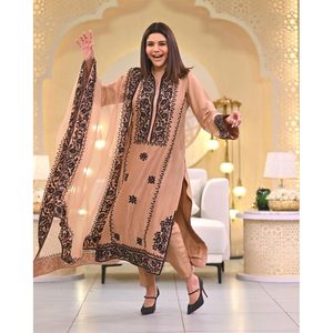 DESIGNER CHINON BRODERIE SEQUENCE TRAVAIL HAUT BAS AVEC DUPATTA PEACH - Product Image 2