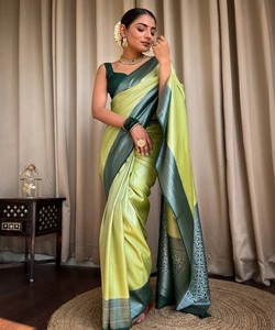 Sari de seda verde claro con borde verde oscuro, ropa tradicional india para bodas, listo para enviar, para mujer - Product Image 2
