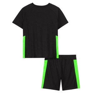 Vente en gros d'uniformes de football pour jeunes sur mesure T-shirt en maille 100% polyester Vêtements de sport courts Vêtements de football Maillot d'uniforme - Product Image 4