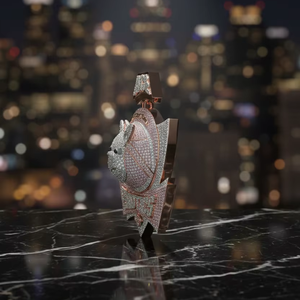 Colgante Personalizado con Logotipo de PitBull, Incrustado con Diamantes, Hecho a Mano en Oro Rosa y Blanco de 14K, con Micro Pavé en Rosa y Blanco - Product Image 2