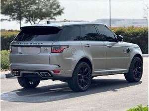 Land Rover Range Rover Sport SVR 5.0L 575HP AWD 2019 Usado, Especificaciones GCC, Combustible Gasolina, Transmisión Automática, Volante a la Izquierda - Product Image 3