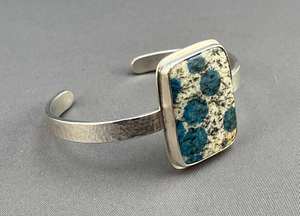 Bague manchette K2 en pierre naturelle, faite à la main, ajustable, pour hommes et femmes, bijou unique, cristal de guérison, cadeau tendance - Product Image 2