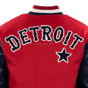 Chaqueta Universitaria de Invierno Negra Res Combo con Cuello Alto, Cuerpo 100% Lana, Bordado Chenille con Logotipo Frontal - Product Image 3