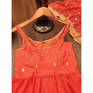 Vestido de diseño Georgette con bordado secuencial talla XL - Product Image 3