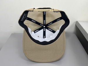 Gorras Trucker Curvas Injae Vina de 6 Paneles de Plástico con Cierre Trasero de Malla, Estilo Casual y de Rendimiento para Viajes y Actividades al Aire Libre, Fabricadas en Vietnam - Product Image 5