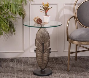 Table d'appoint décorative avec sculpture en forme de plume, finition antique, pour la maison, le salon, les hôtels, les villas. - Product Image 1