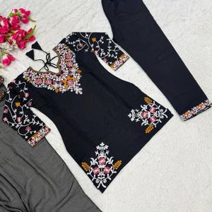 Ensemble Salwar Kameez brodé noir pour femme, costume pakistanais en mousseline avec dupatta, idéal pour mariage, fête, Diwali, avec broderies riches. - Product Image 4