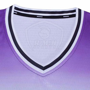 Uniforme de Baloncesto de Alta Calidad con Diseño Personalizado y Logotipo Impreso, Ropa Deportiva, MOQ Bajo, Servicio OEM - Product Image 3