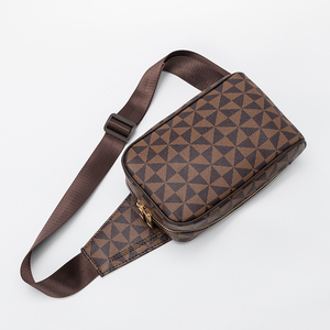 Bolso de pecho de gran capacidad con estilo cruzado ajustable, secciones de almacenamiento seguras y diseño ligero para uso diario. - Product Image 6