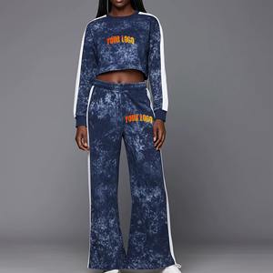 Ensemble de survêtements deux pièces en velours pour femmes avec logo brodé, personnalisable, comprenant un sweat à capuche et un pantalon de survêtement - Product Image 3