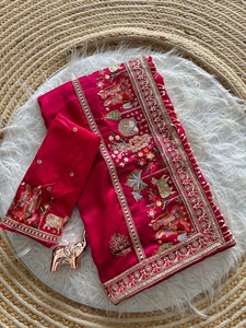 ผ้าไหมซาตินบังกลอรีลายปักขอบเสื้อแบบดั้งเดิมของ Reglance Royal Box Pallu พร้อมงานปักมือด้วยลูกปัด เหมาะสำหรับงานปาร์ตี้และงานออกแบบเสื้อผ้าแบบดั้งเดิม - Product Image 1