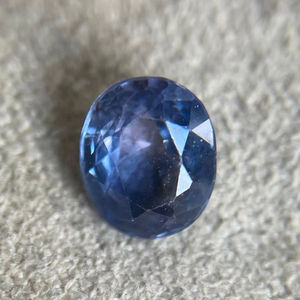 Saphir bleu clair naturel de 1,30 ct, saphir bleu ovale des mines de Ceylan, saphir bleu de Ceylan. - Product Image 1