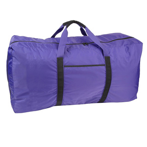 Sac de voyage en nylon noir avec bordure rouge, capacité 56-77L, fermeture à glissière, double poignée, utilisation en voyage, unisexe - Product Image 4