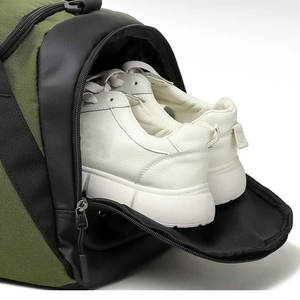 Sac de sport avec compartiment à chaussures en tissu Oxford, fermeture éclair, écologique, léger, vert et noir, pour l'exercice, le fitness, les voyages et la salle de sport - Product Image 6