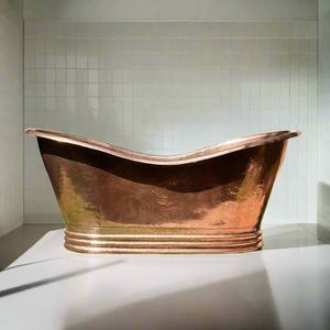 Añade un toque de lujo y elegancia atemporal a tu baño con esta hermosa bañera de cobre. Elaborado a Mano por Expertos con Materiales de Primera Calidad - Product Image 5