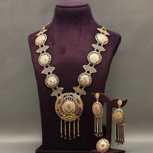 Juego de Collares Largos de Latón Chapado en Oro de 14K, 18K y 24K al por Mayor, Collares de Moda, Juego de Joyería Tradicional para Bodas, Joyería de Moda - Product Image 4