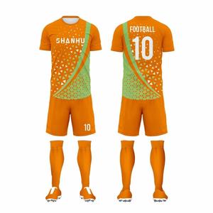 Conjunto de Uniforme de Fútbol Sublimado Personalizado, Camiseta y Pantalones Cortos Transpirables para Hombre, Secado Rápido, Kit Deportivo para Entrenamiento de Equipo, OEM - Product Image 5