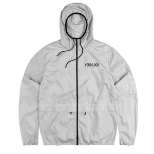 Chaqueta Cortavientos Ligera con Capucha y Cierre Completo NESTA SPORTS con Logotipo Personalizado, Chaqueta Deportiva Impermeable para Senderismo (Unisex) - Product Image 6