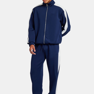 Conjunto Deportivo para Hombre, Color Azul Marino Sólido, Chaqueta con Capucha y Cierre de Cremallera y Pantalones, Corte Regular, 100% Algodón - Product Image 1