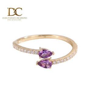 Anillo de Oro Sólido de 9k con Diamante Cultivado en Laboratorio y Alejandrita Cultivada en Laboratorio, Elegante y Fino, de Dhruvansh Creations, Certificado por IGI, Personalizado para Mujer - Product Image 1